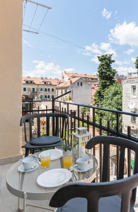 Romantic Apartment With Balcony Split Luaran gambar